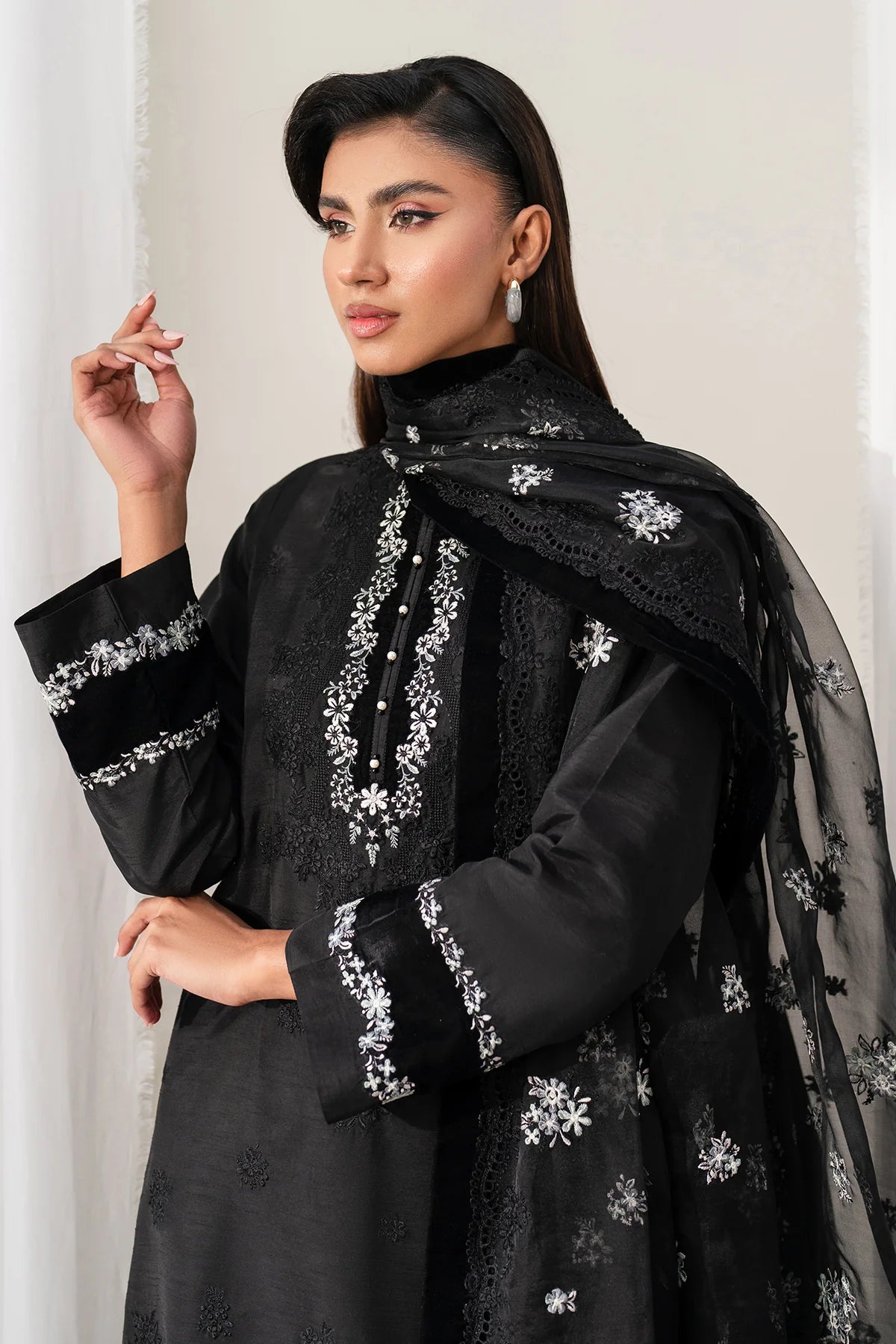 Baroque - EMBROIDERED RAW SILK UF-4137 - Mirha Collections