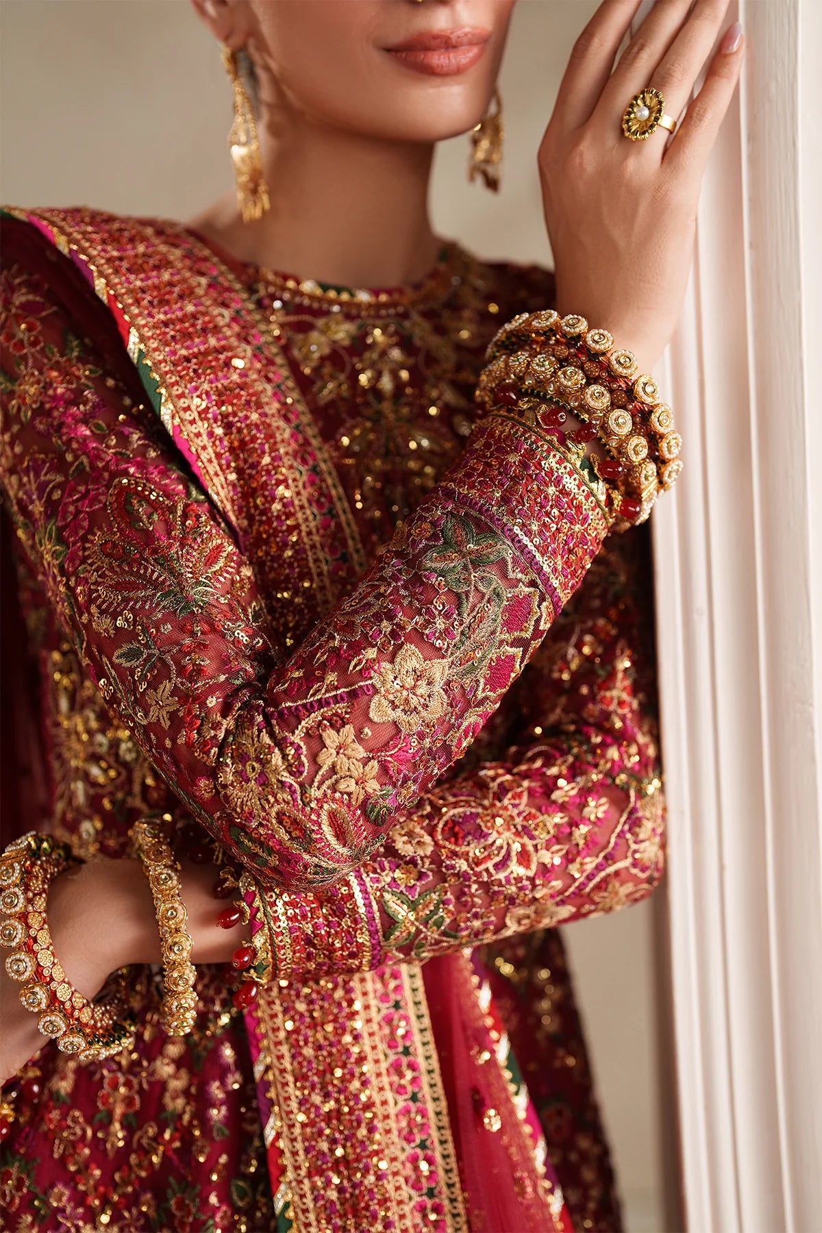 Baroque - EMBROIDERED NET UF-4370