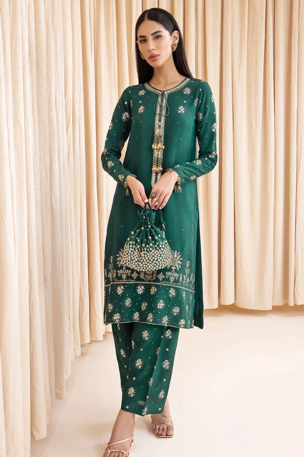 Jazmin - Embroidered Raw Silk UR-7003