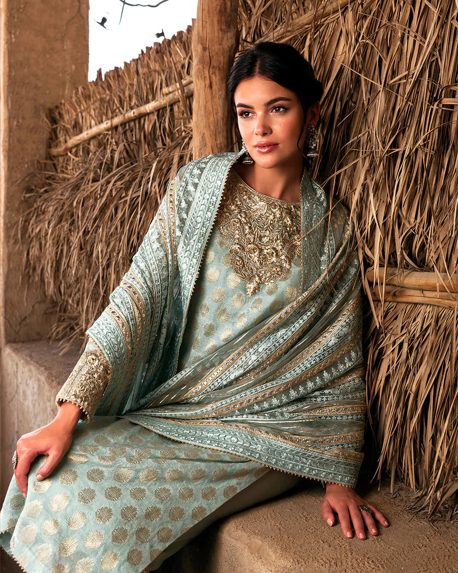 Faiza Saqlain - Saahi