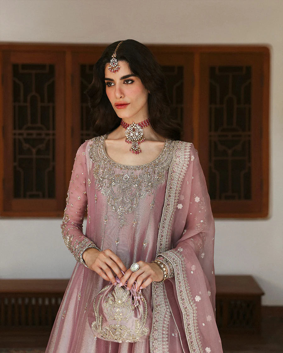 Faiza Saqlain -Halina