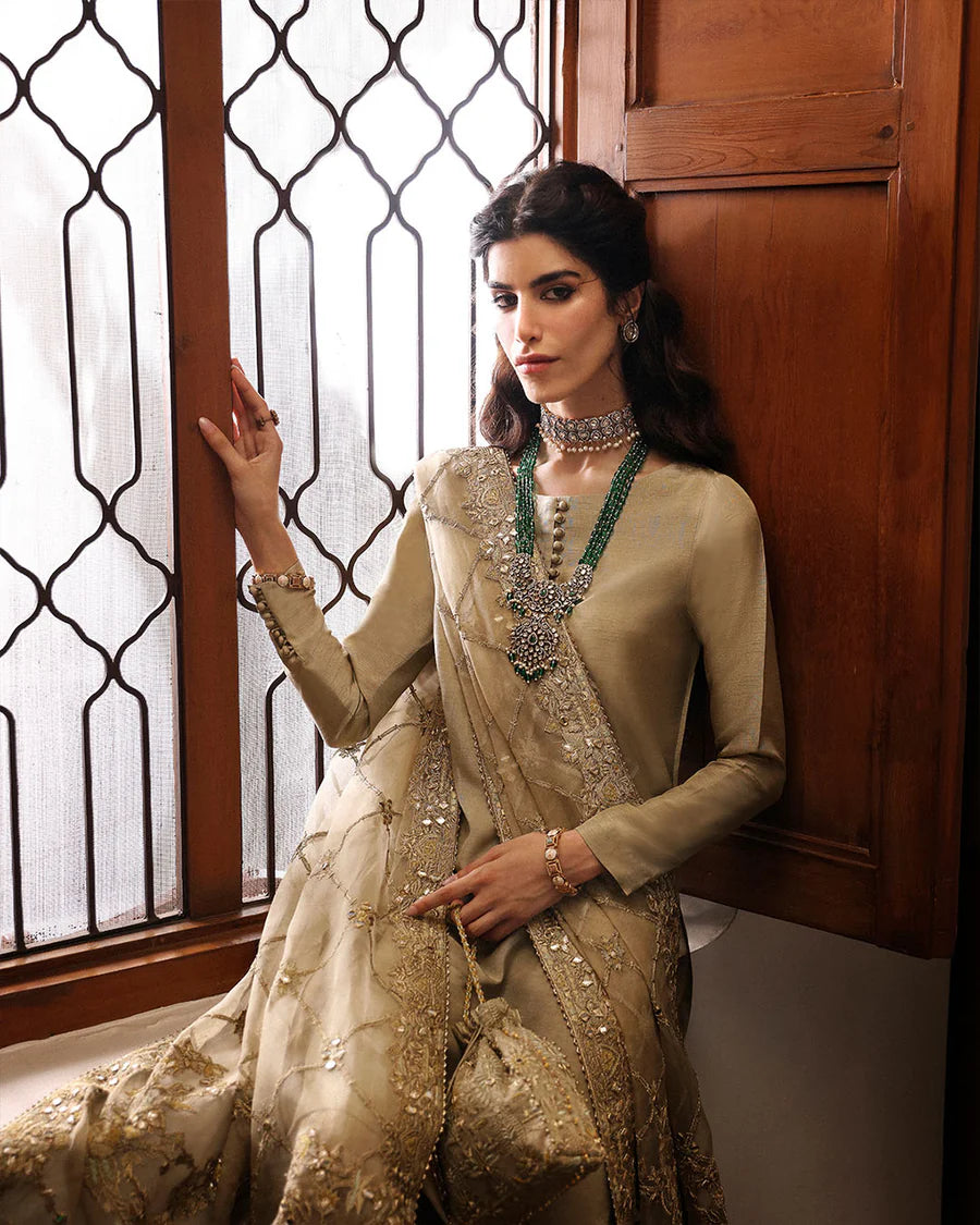 Faiza Saqlain - Nainsi