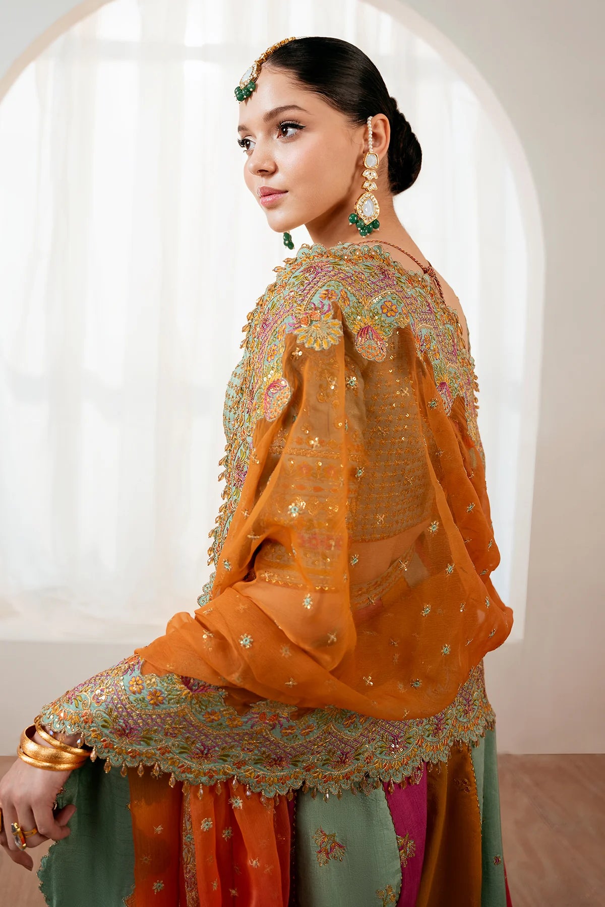 Baroque - EMBROIDERED SILK UF-4036