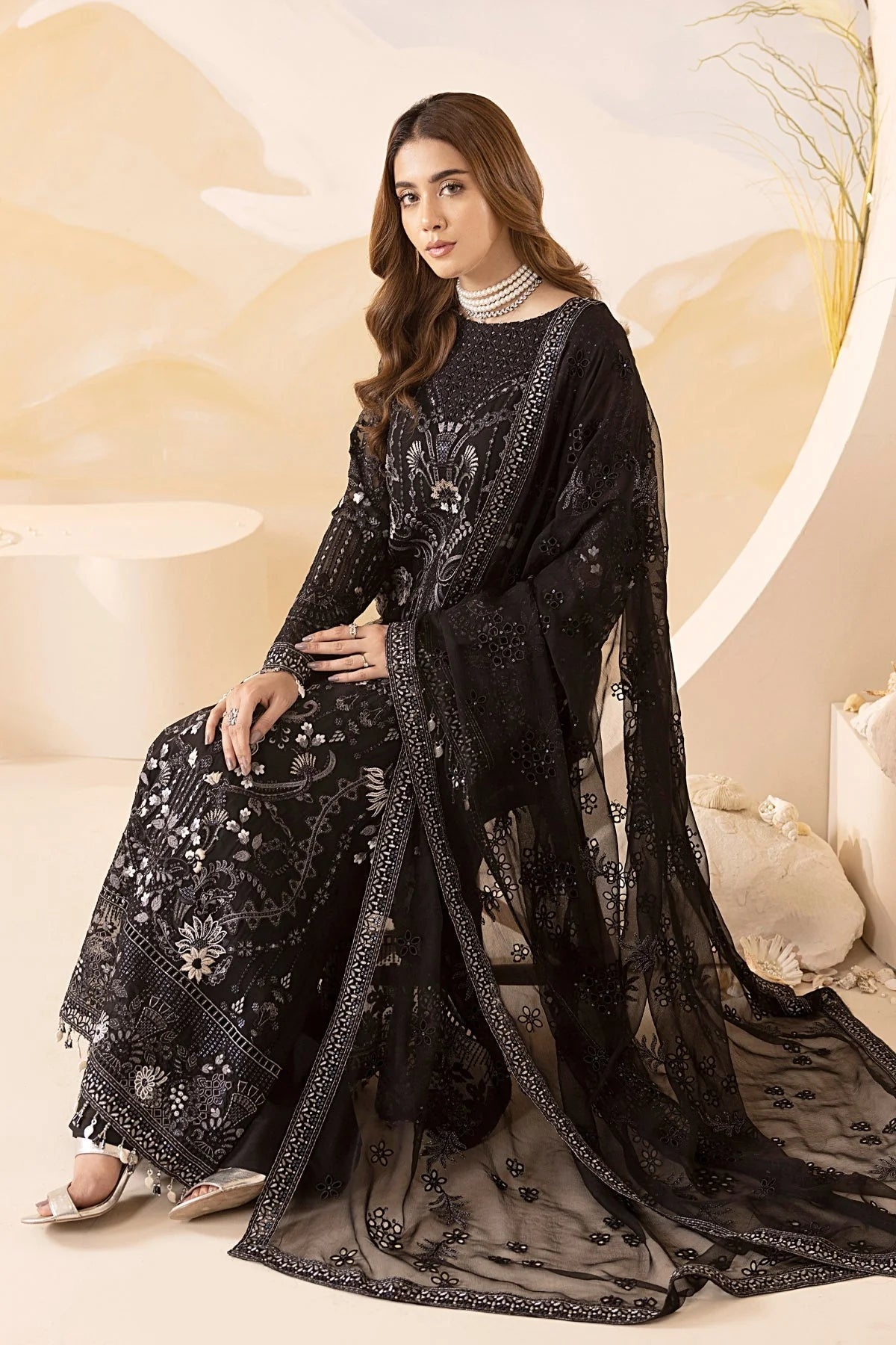Lavish - Raven - Mirha Collections