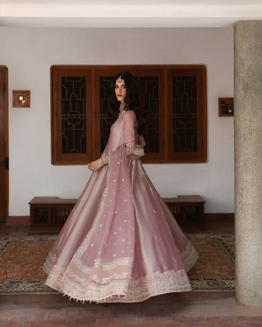 Faiza Saqlain -Halina