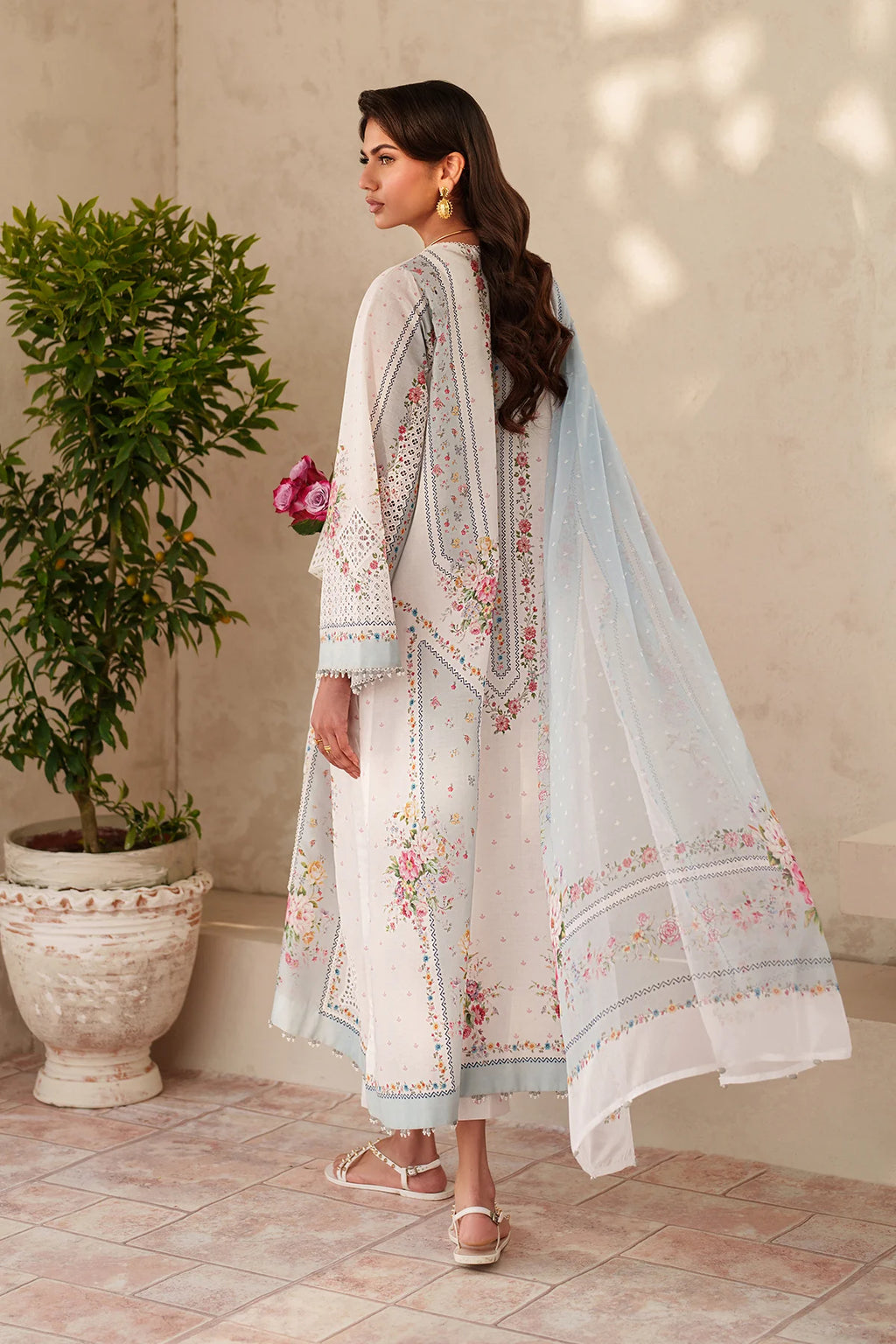 Baroque - EMBROIDERED LAWN UF-4402 - Mirha Collections