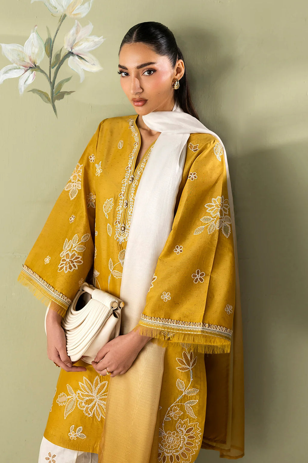 Baroque - EMBROIDERED LAWN UF-4419 - Mirha Collections