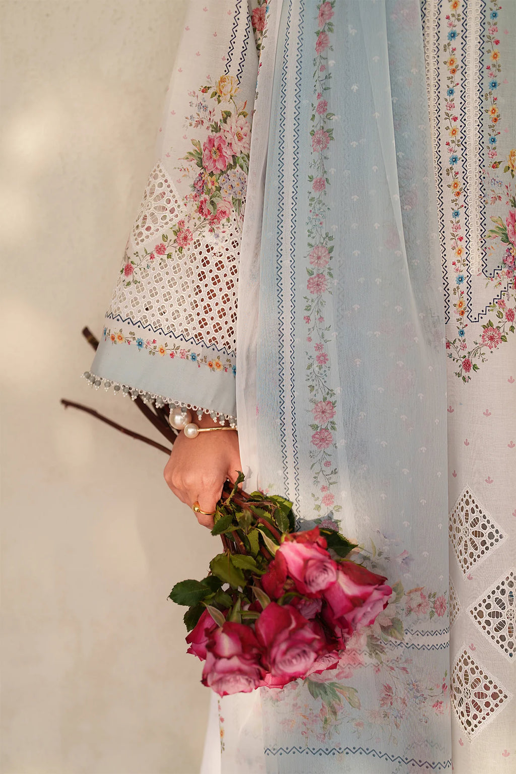 Baroque - EMBROIDERED LAWN UF-4402 - Mirha Collections