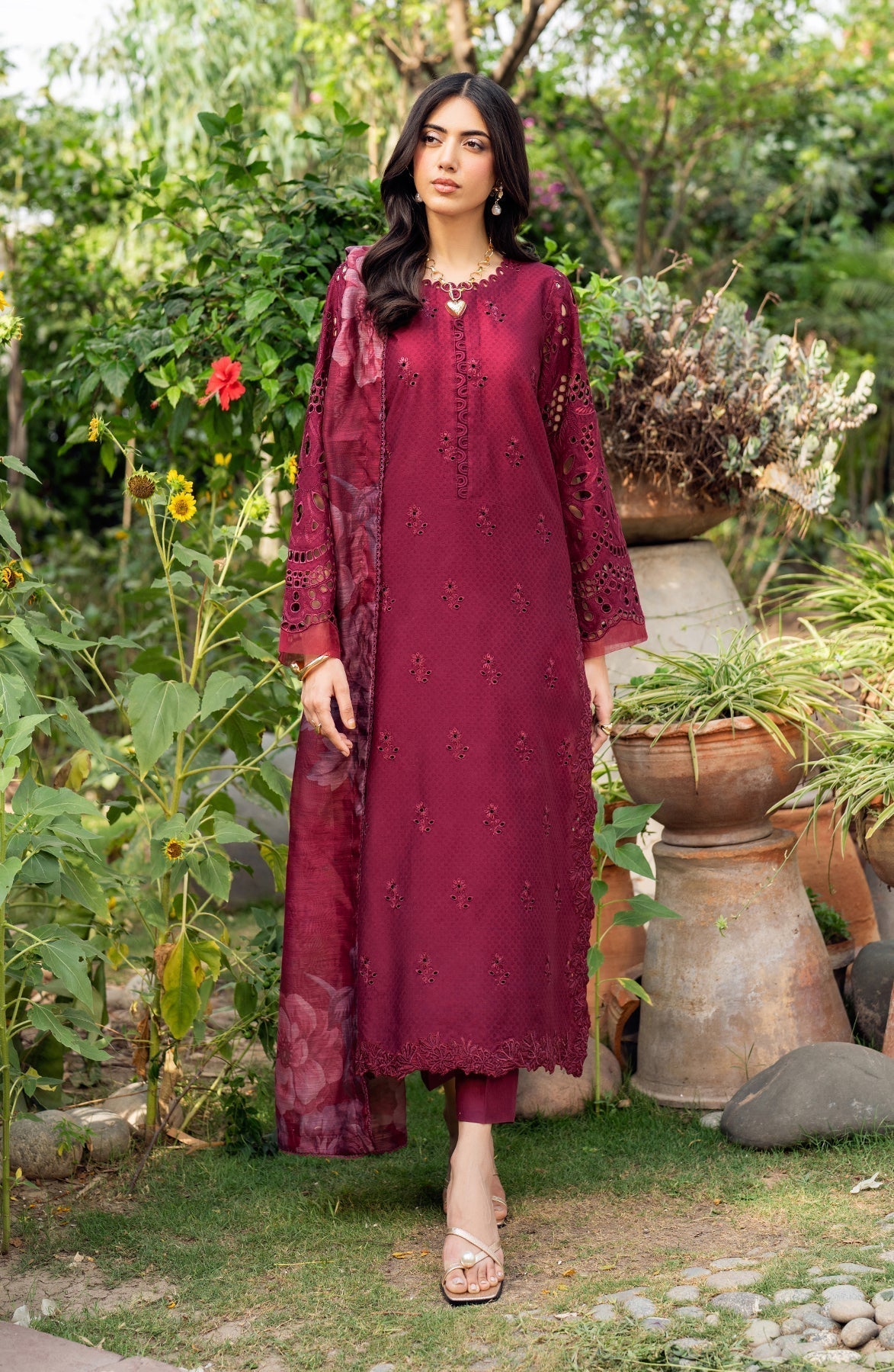 Zarif | Nura Textured Lawn 25 | MORICH