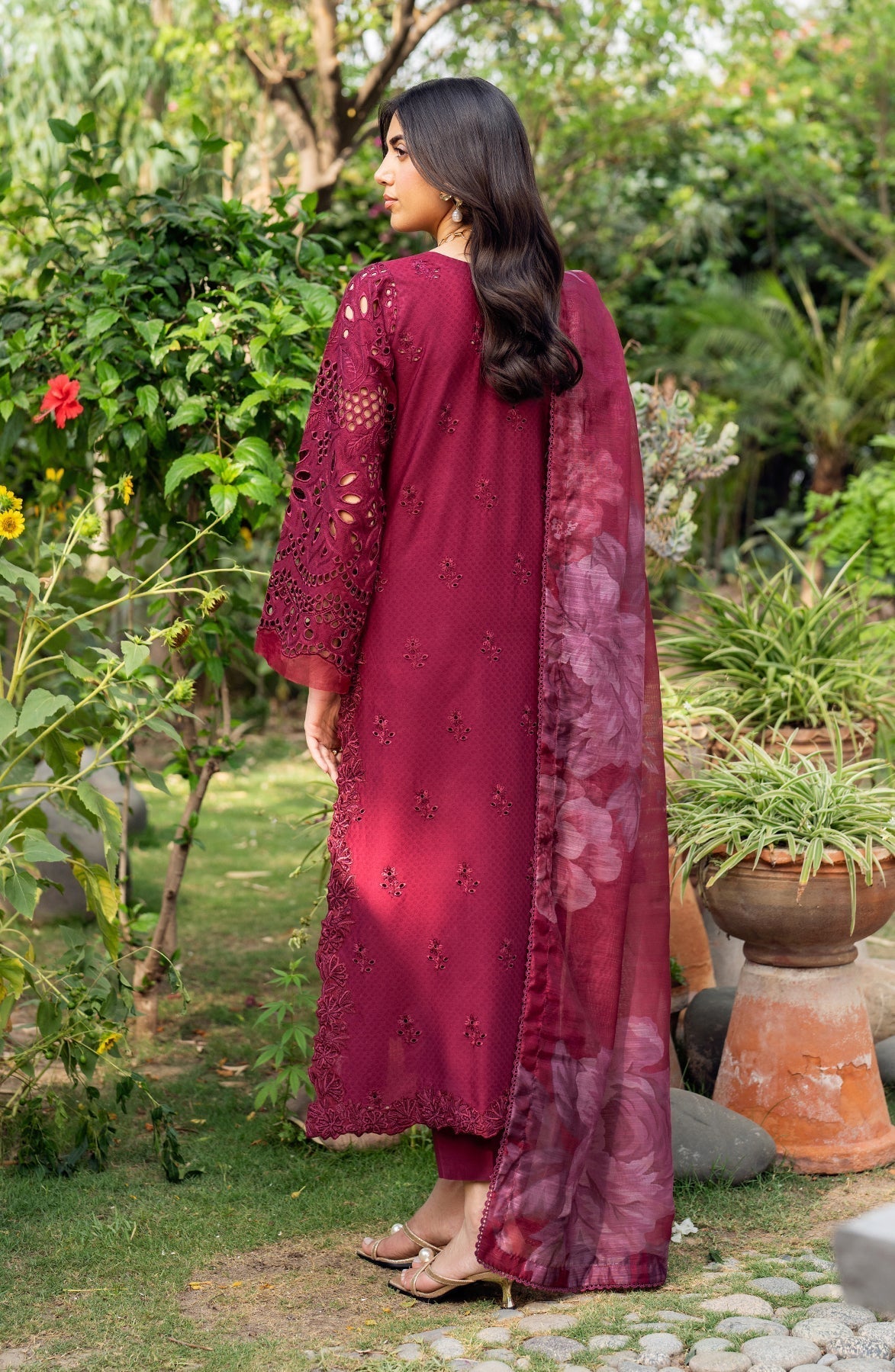 Zarif | Nura Textured Lawn 25 | MORICH