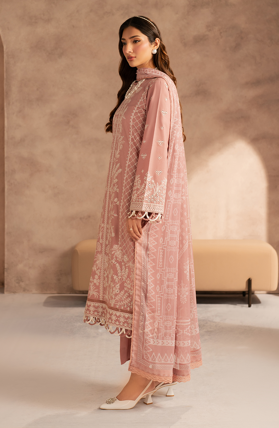 Zarif | Summer Lawn 25 | UNST-LWN-07 ANEEMA - Mirha Collections