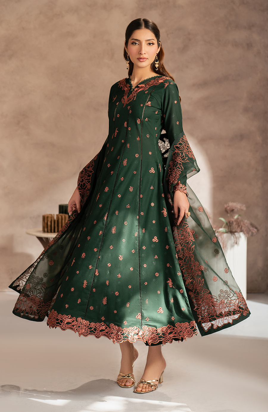 Zarif | Summer Lawn 25 | UNST-LWN-04 SIRAAN - Mirha Collections