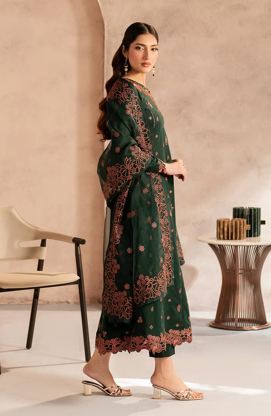 Zarif | Summer Lawn 25 | UNST-LWN-04 SIRAAN - Mirha Collections