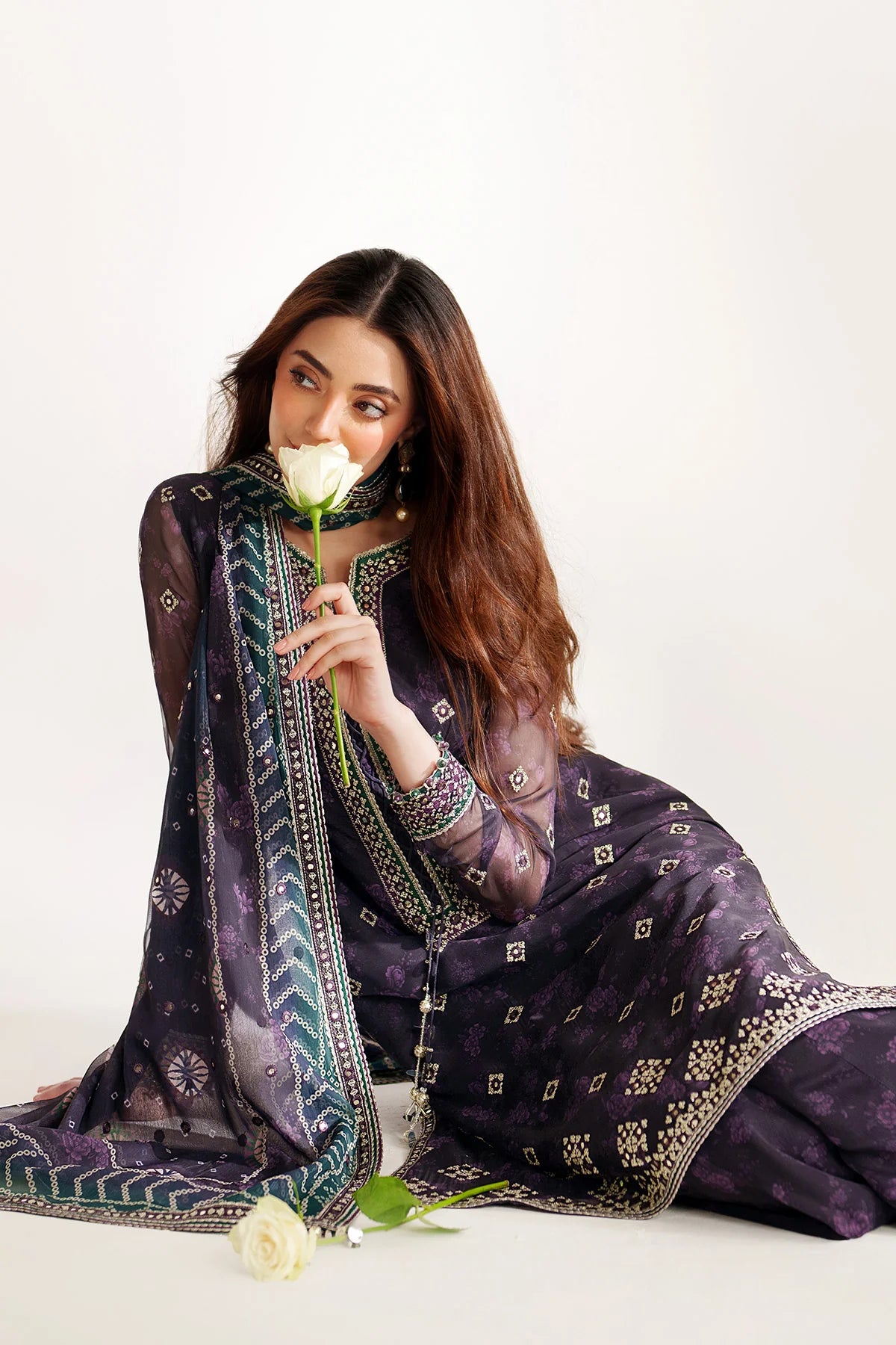 Jazmin - EMBROIDERED CHIFFON UC-3101