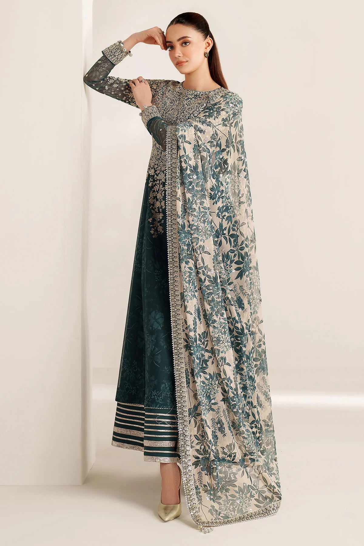 Jazmin - EMBROIDERED CHIFFON UC-3108