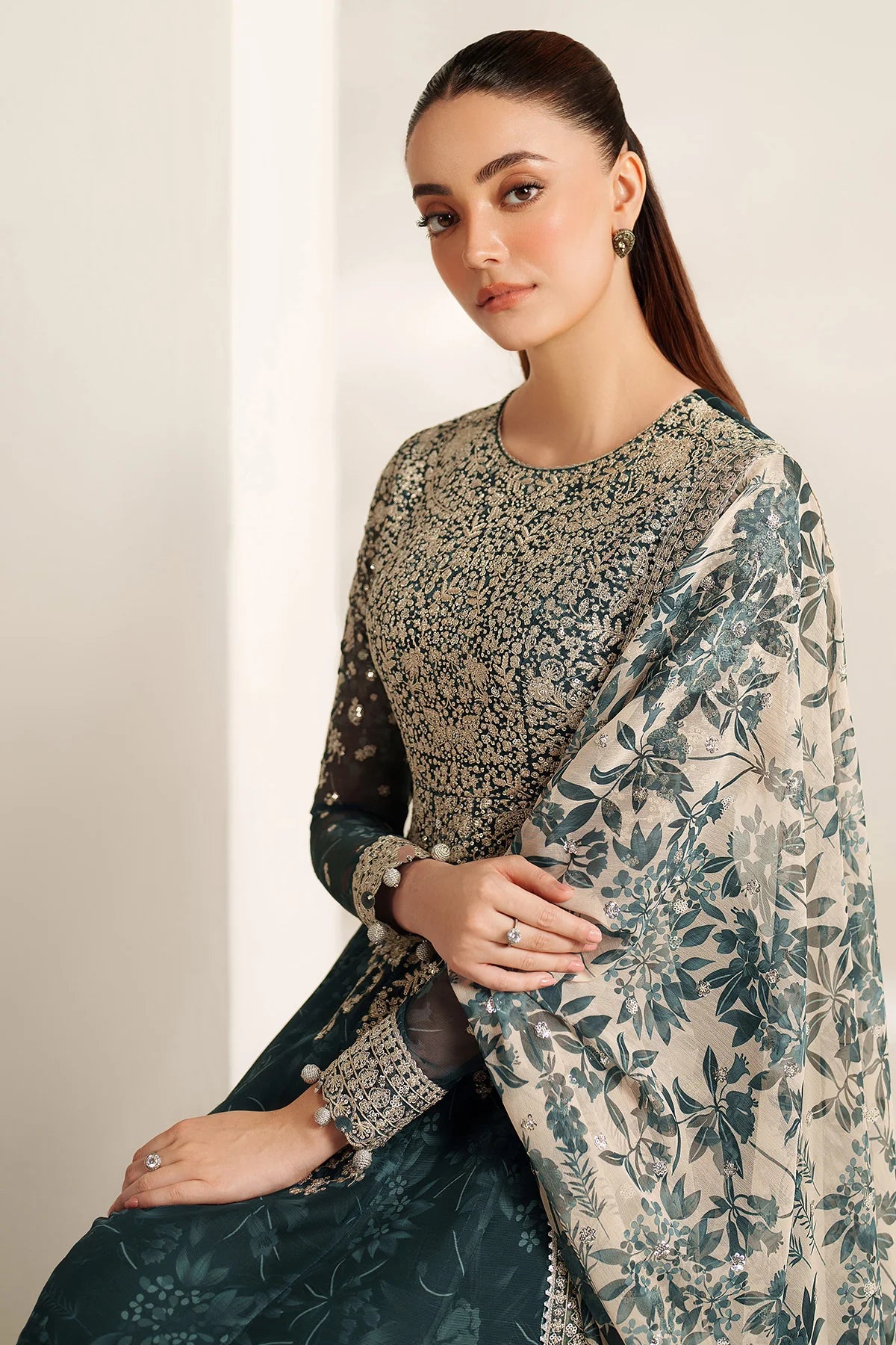 Jazmin - EMBROIDERED CHIFFON UC-3108