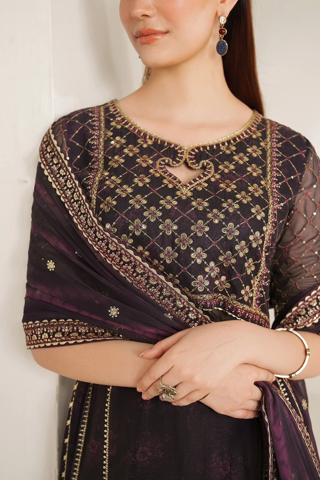Jazmin - EMBROIDERED CHIFFON UC-3111