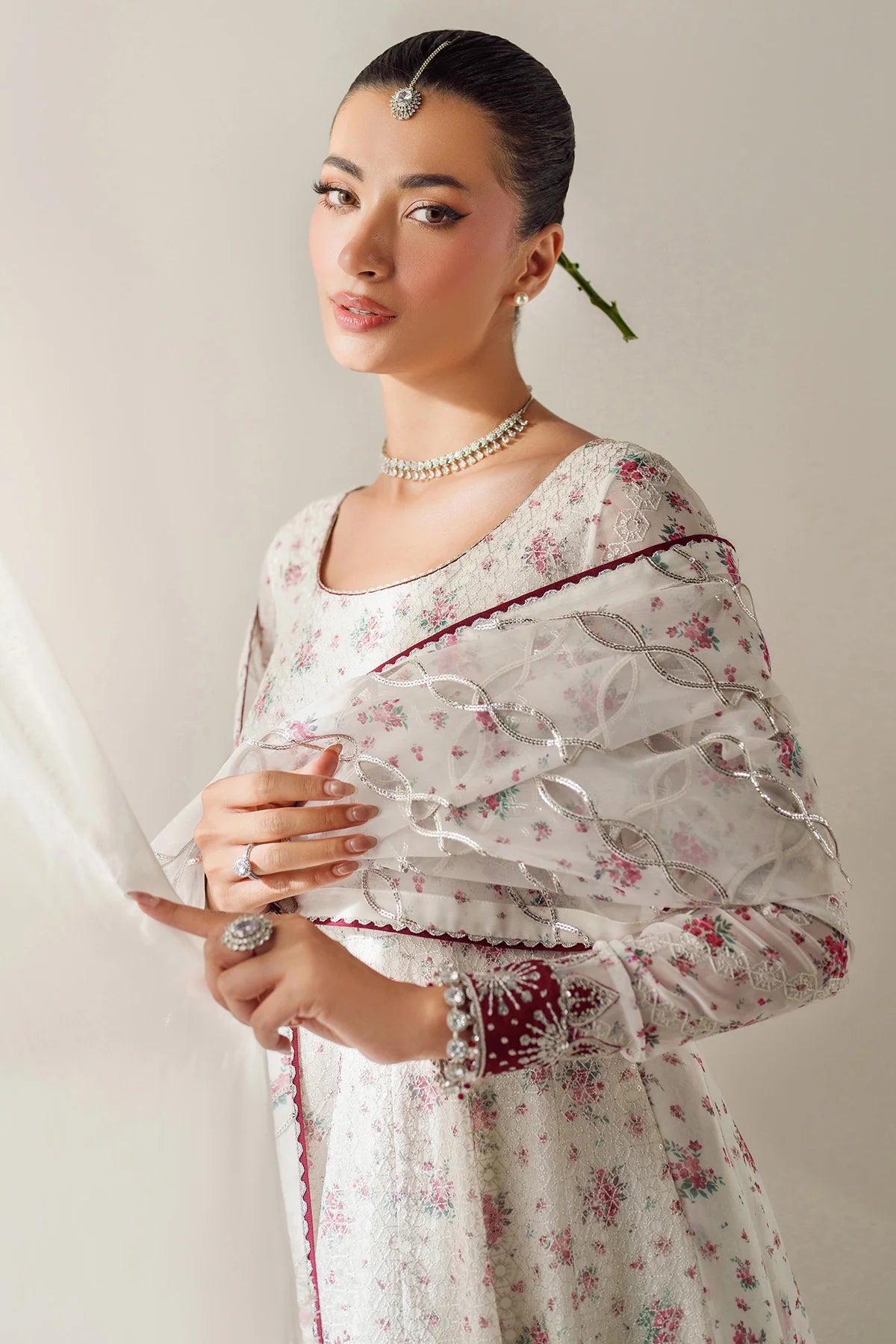 Jazmin - EMBROIDERED CHIFFON UC-3094