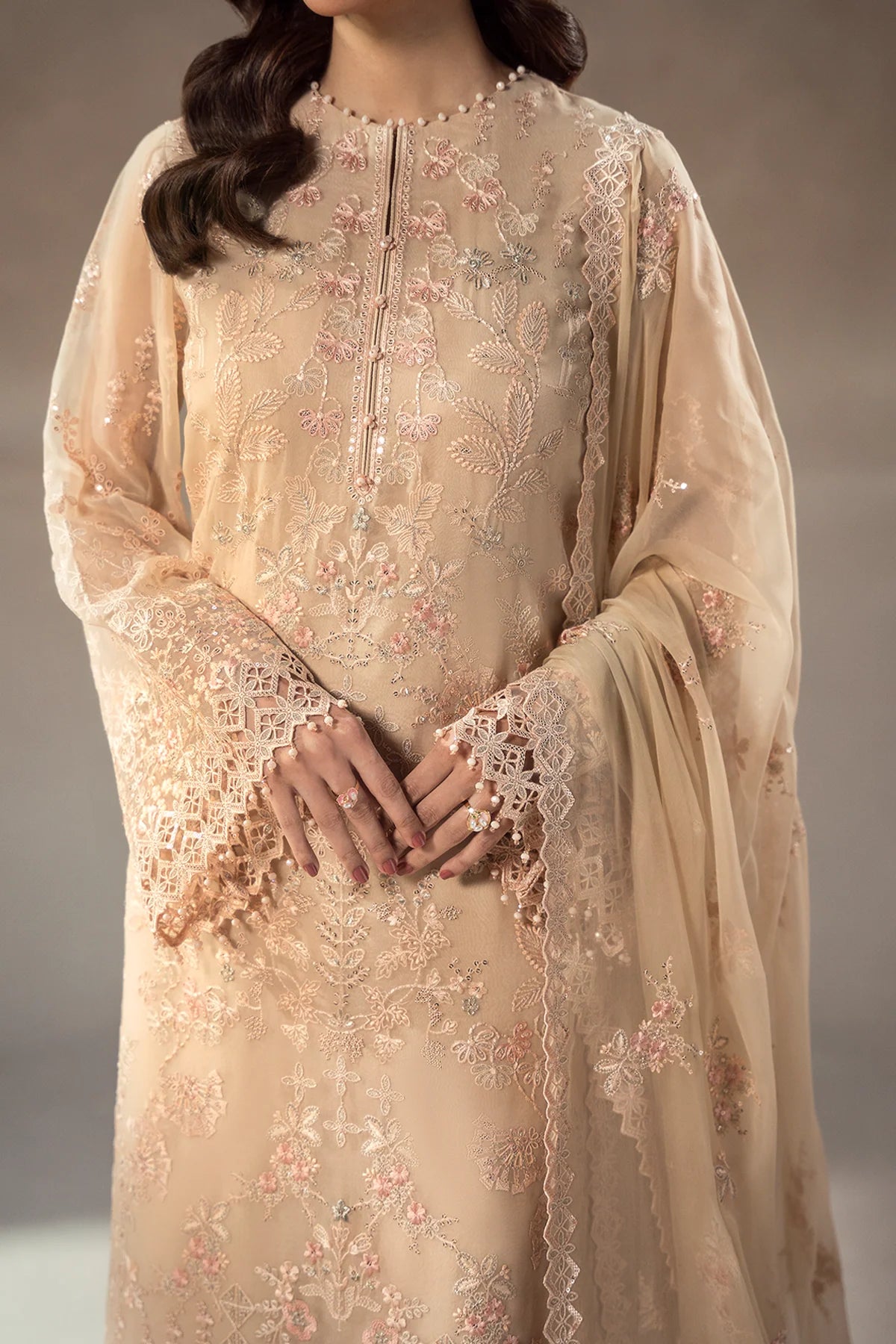 Lavish - CHAMPAGNE BLOSSOM - Mirha Collections