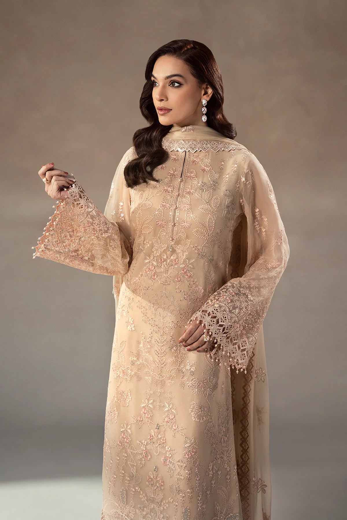 Lavish - CHAMPAGNE BLOSSOM - Mirha Collections