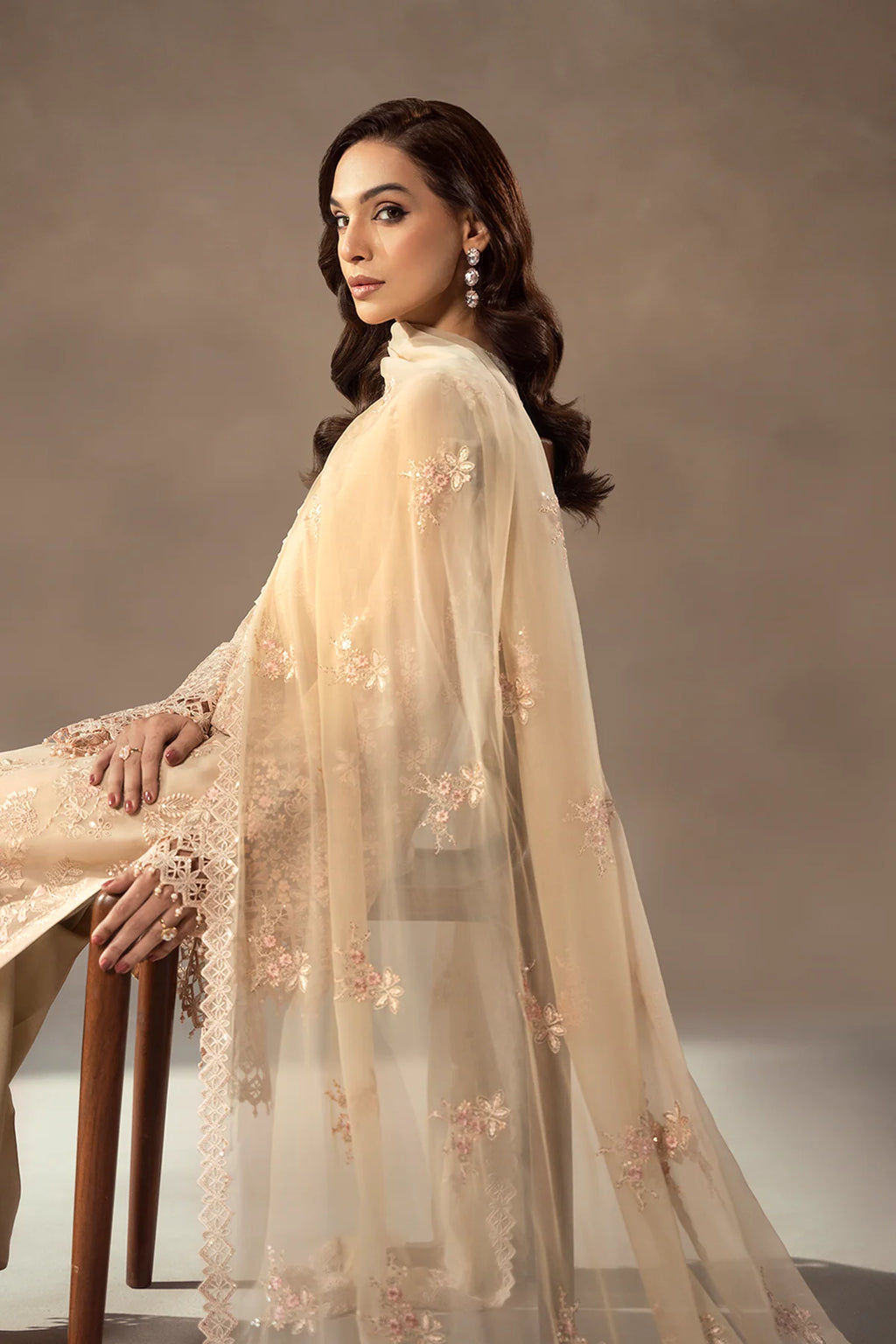 Lavish - CHAMPAGNE BLOSSOM - Mirha Collections