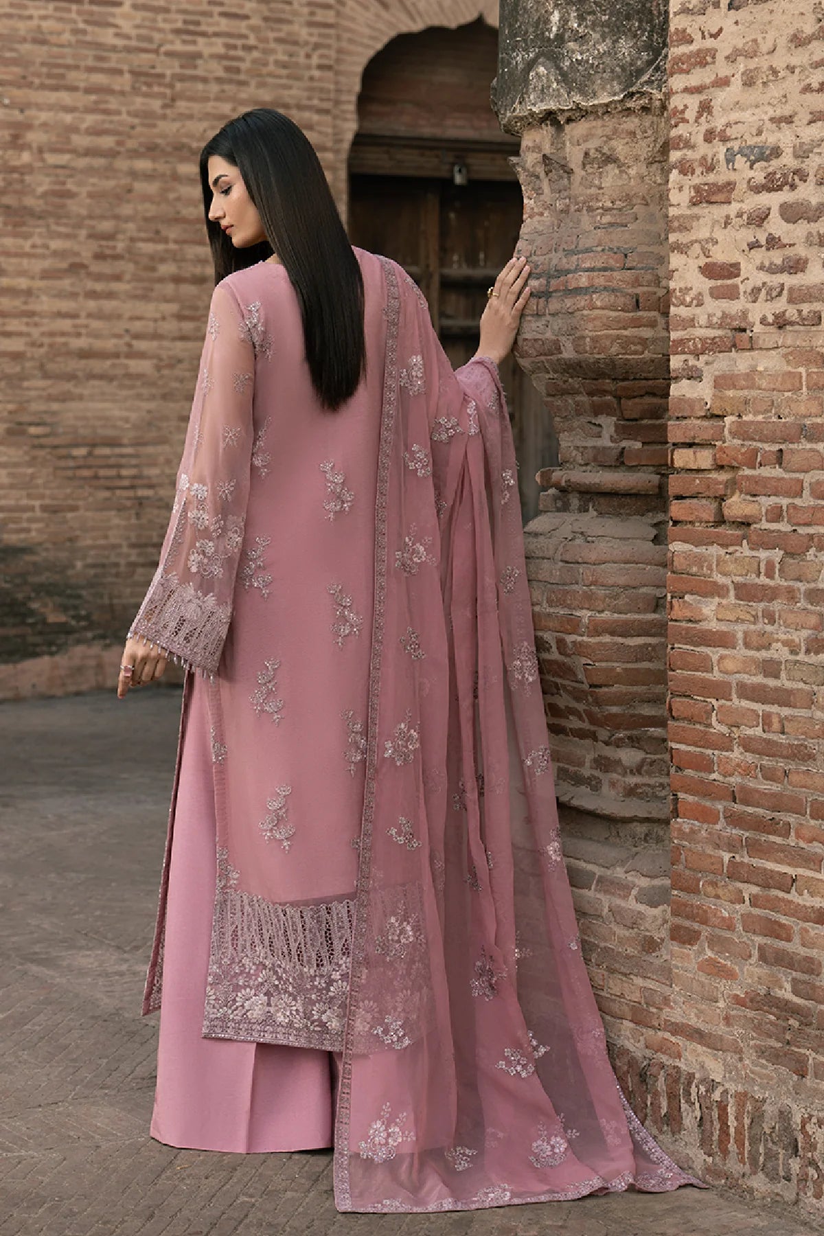 Lavish - Floral Pink