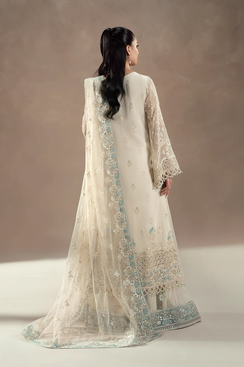 Lavish - PEARL GARDEN