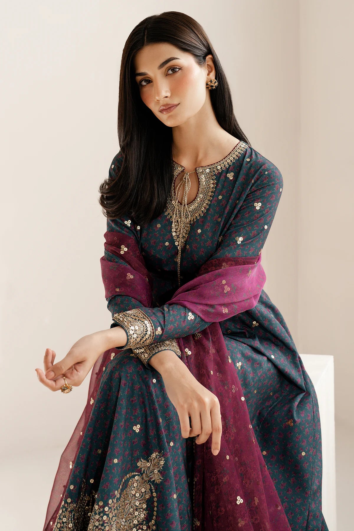 Jazmin - Embroidered Raw Silk UR-7058