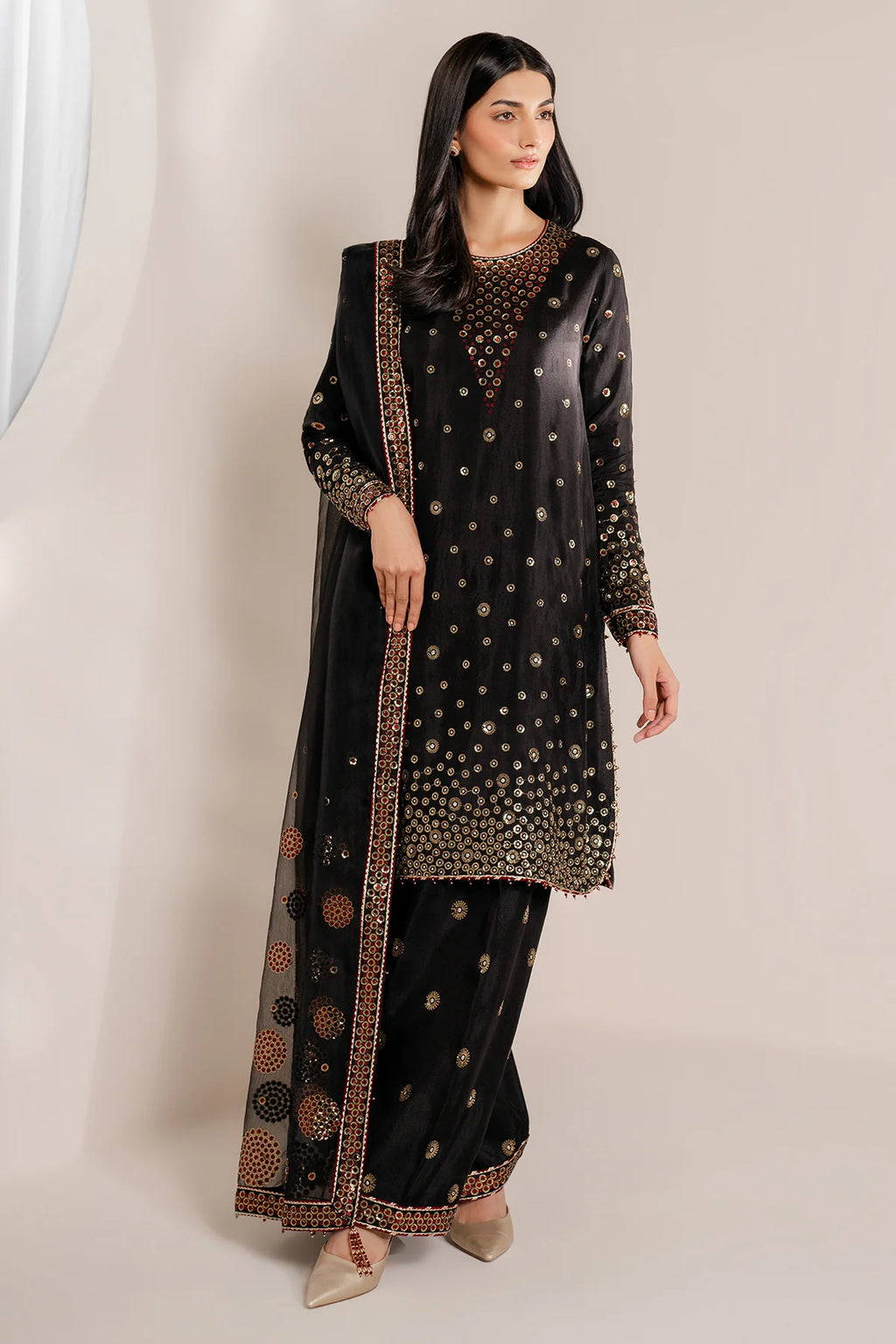 Jazmin - Embroidered Raw Silk UR-7054