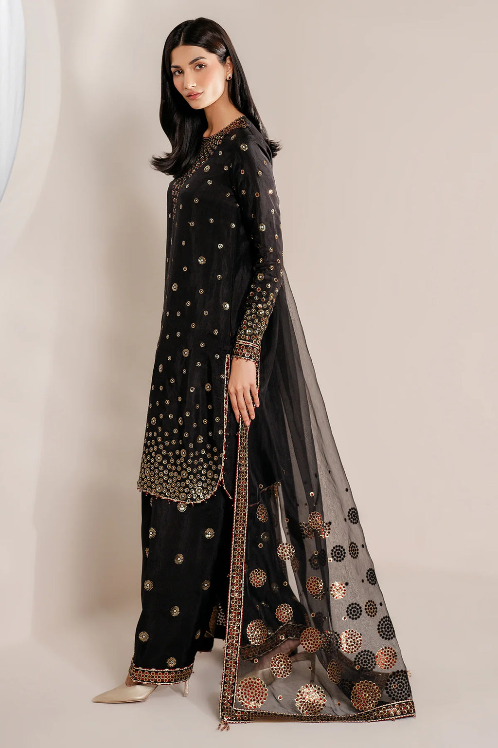 Jazmin - Embroidered Raw Silk UR-7054