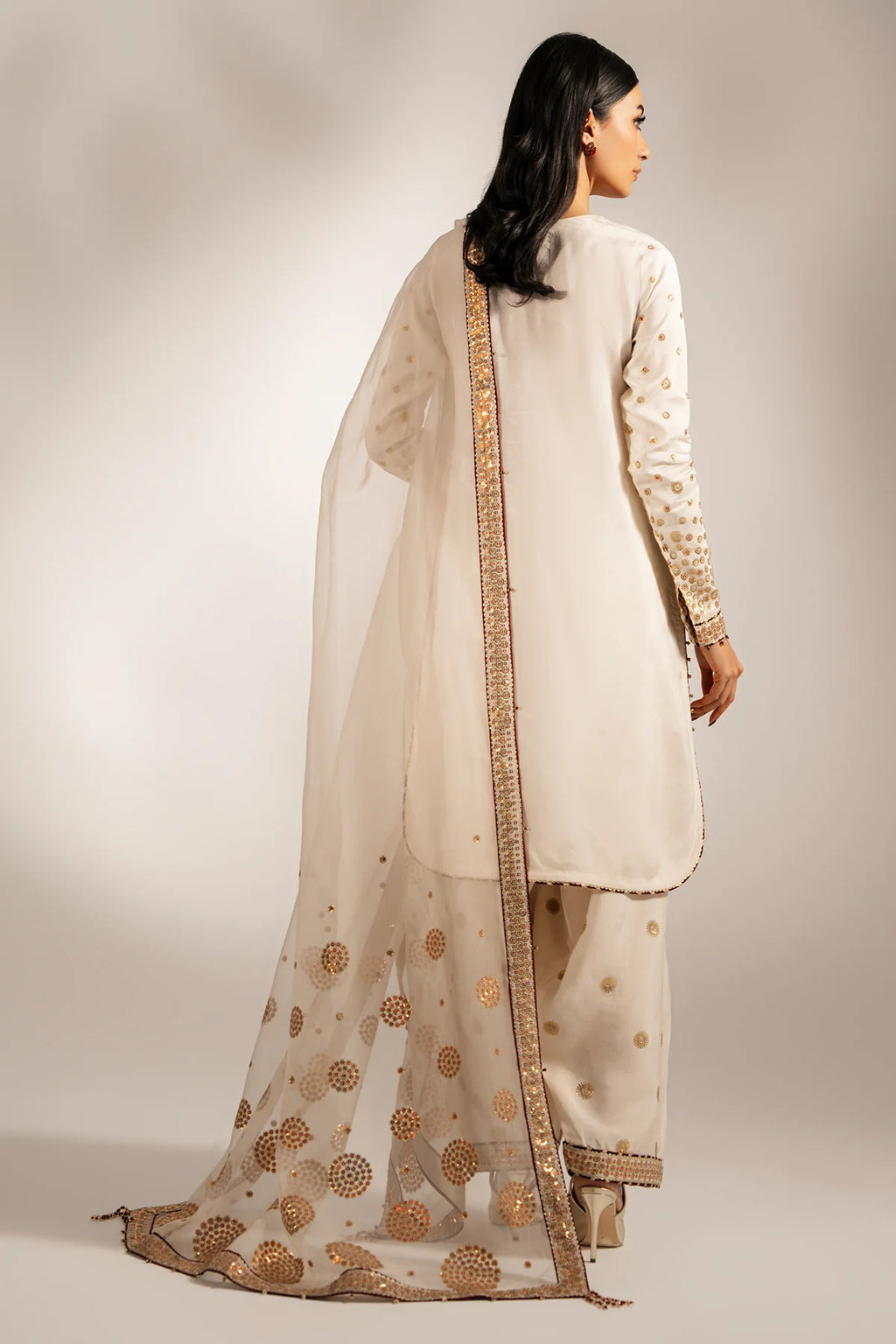 Jazmin - Embroidered Raw Silk UR-7053