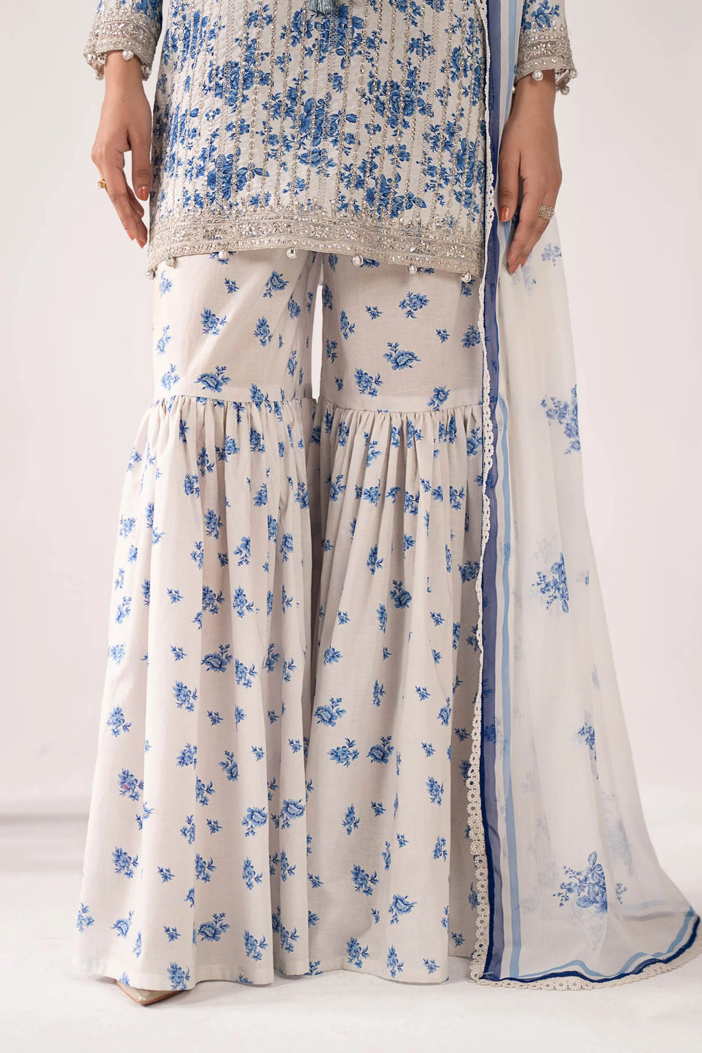 Maria B - 3 Piece Embroidered Lawn Suit (DW-EF26-200-Blue) - Mirha Collections