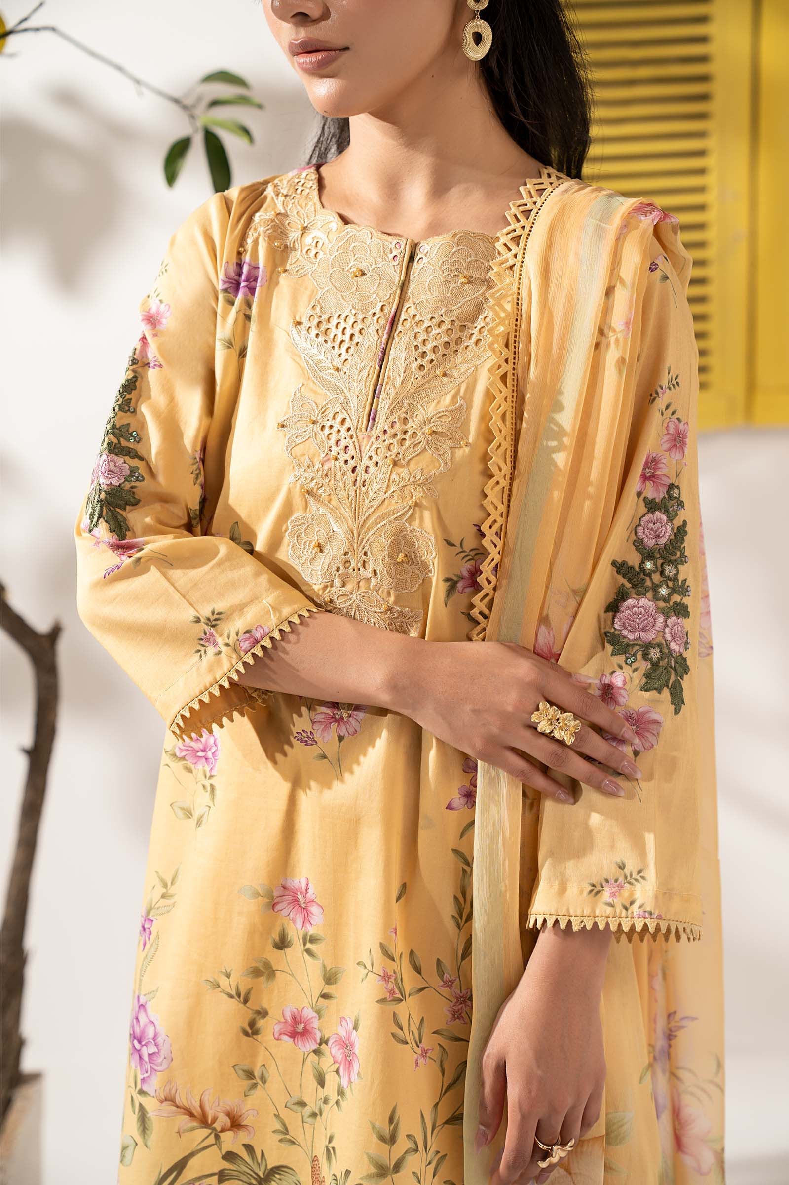 Maria.B. - 3 Piece Embroidered Lawn Suit (DW-EF26-35-YELLOW) - Mirha Collections