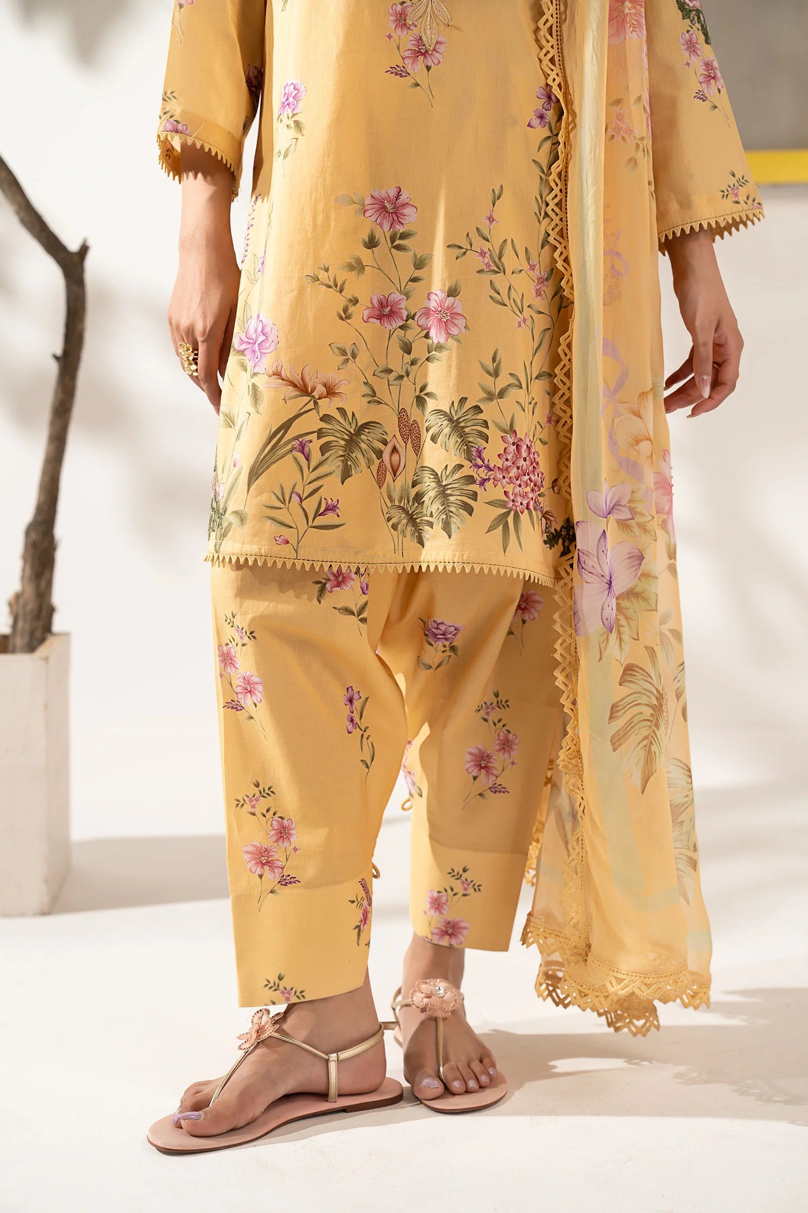 Maria.B. - 3 Piece Embroidered Lawn Suit (DW-EF26-35-YELLOW) - Mirha Collections