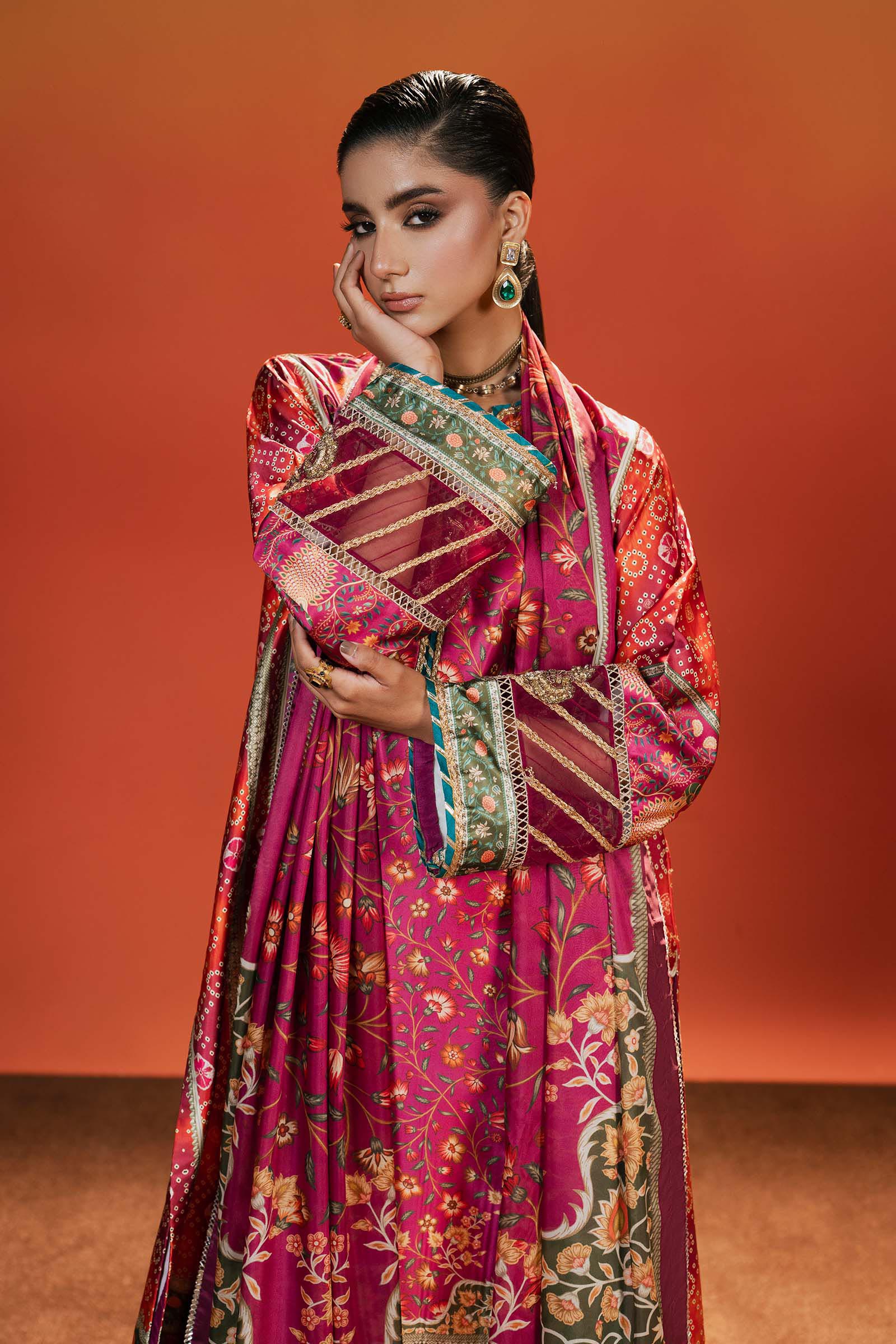 Maria.B. - Embroidered Satin Silk Suit