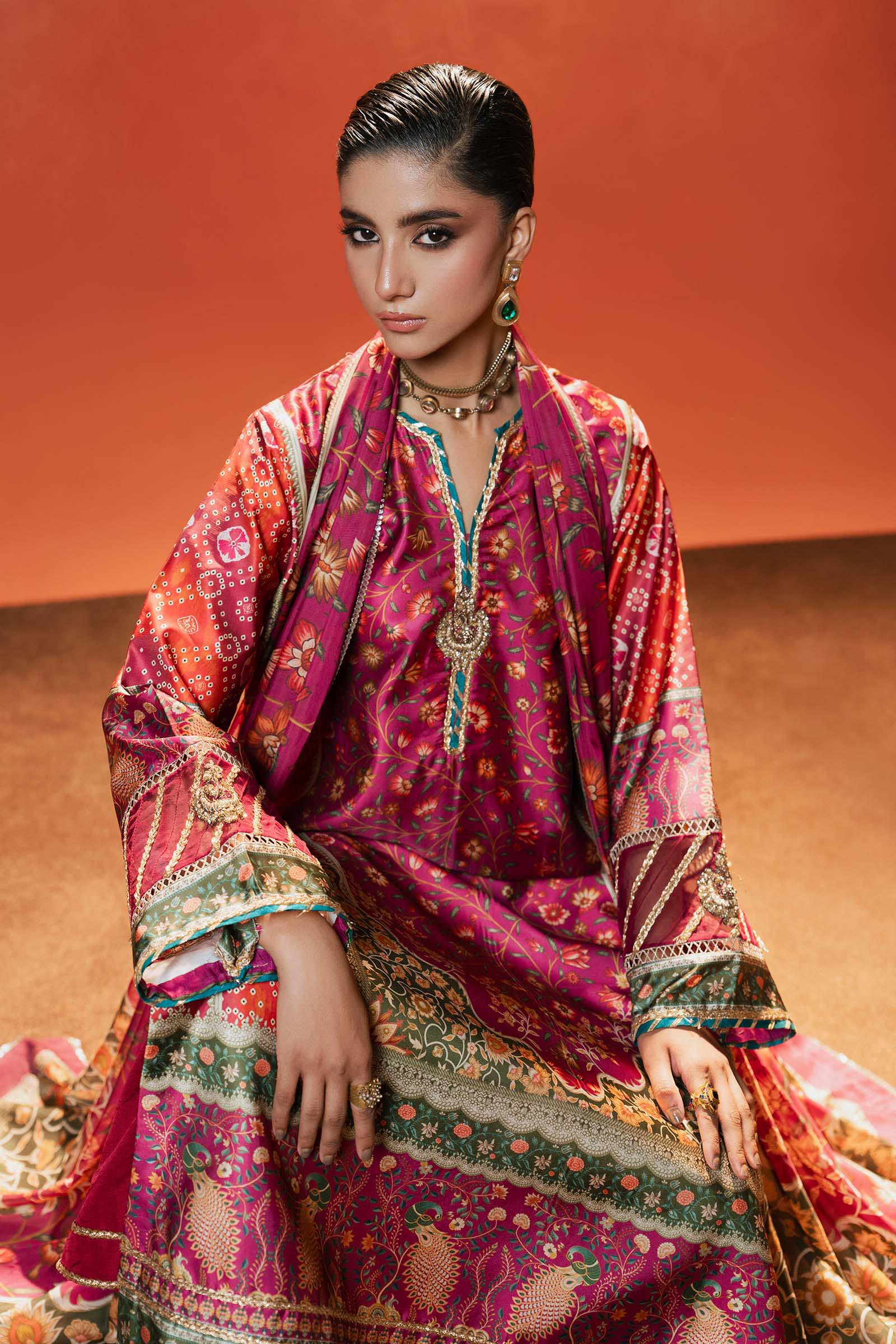 Maria.B. - Embroidered Satin Silk Suit