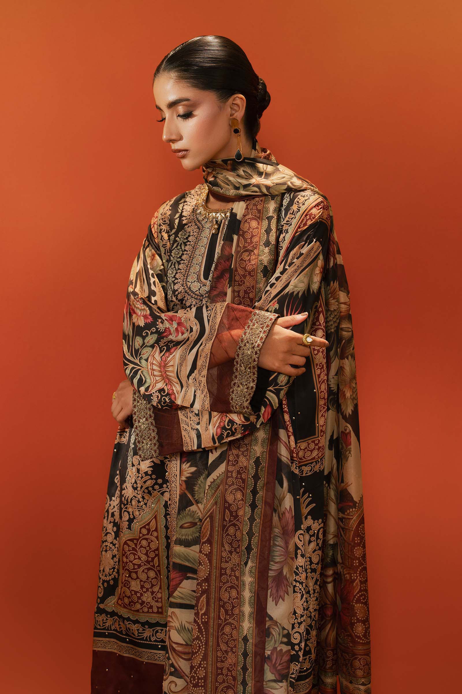 Maria.B. - Embroidered Satin Silk Suit