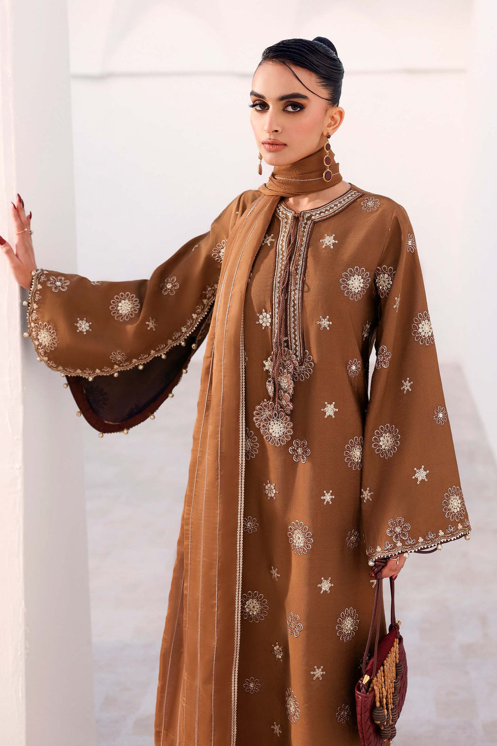 Maria.B. - Embroidered Tissue Staple Suit