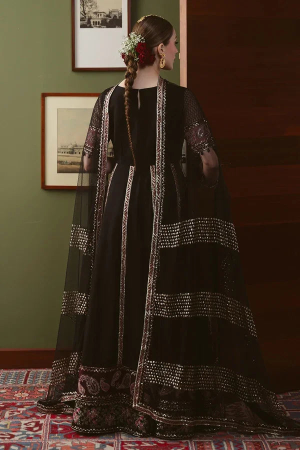 "Detailed view of intricate embroidered borders, cutwork daman finishing, and heavy embellishments on Nureh NEL-95A formal suit."