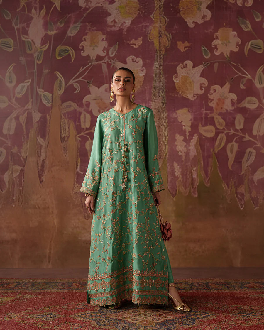 Faiza Saqlain - Numa