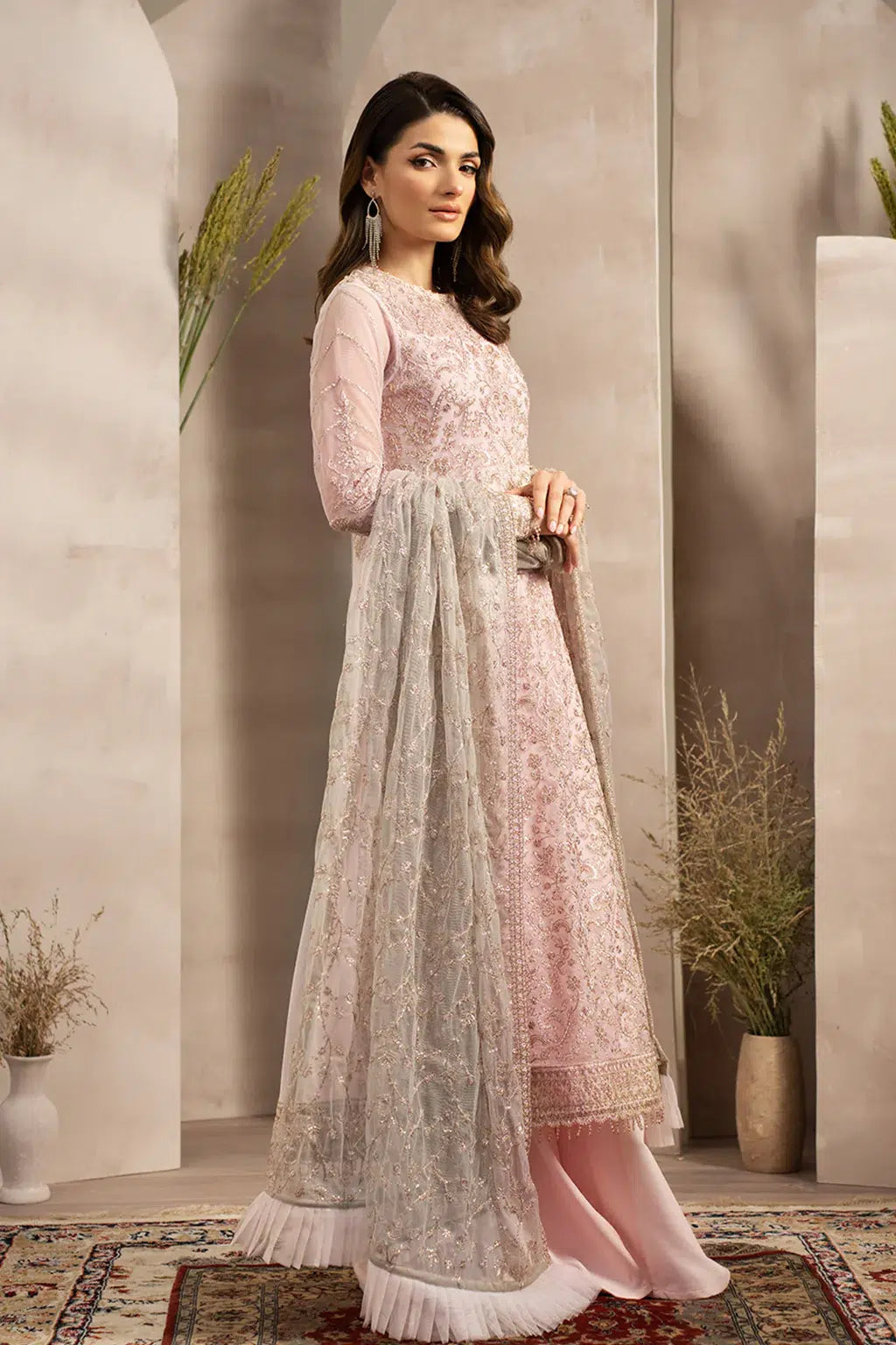 Zarif | Naqsh Festive Formals 23 | ZRN 07 LYRAH - Mirha Collections