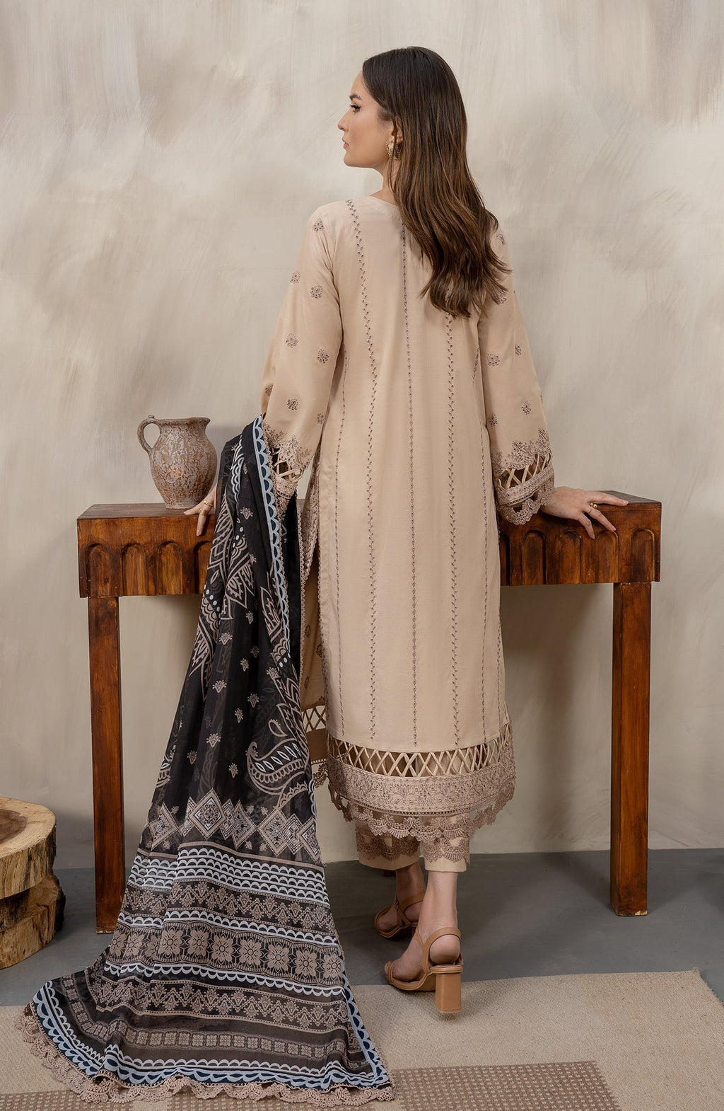 Zarif | Festive Lawn | ZFL 07 CHAMILA - Mirha Collections
