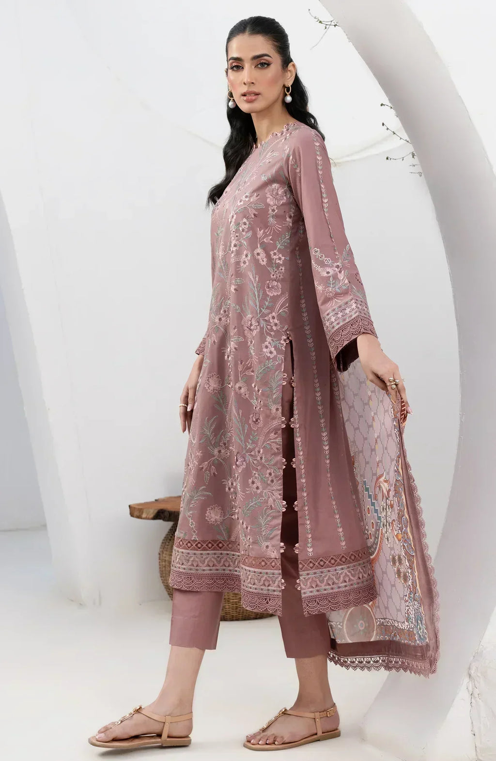 Zarif | Eid Lawn 24| ZL 05 FLORINA - Mirha Collections