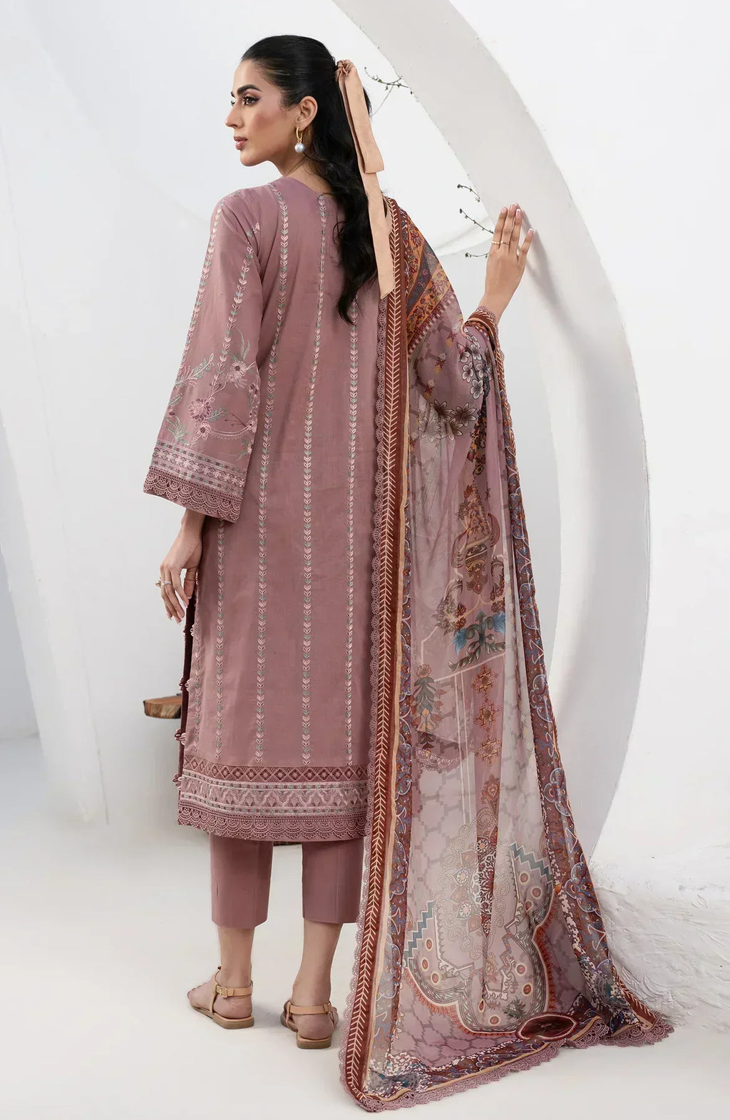 Zarif | Eid Lawn 24| ZL 05 FLORINA - Mirha Collections