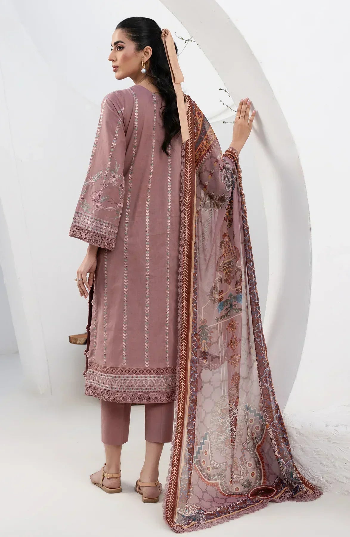 Zarif | Eid Lawn 24| ZL 05 FLORINA - Mirha Collections