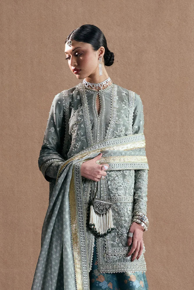 "Focus on matching printed silk/organza dupatta drape paired with Suffuse Selineh luxury pret set."
