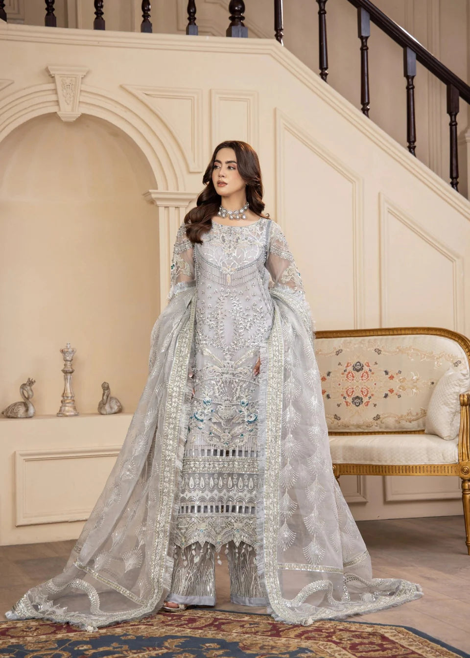 Areesha - Platinum Glow - Mirha Collections