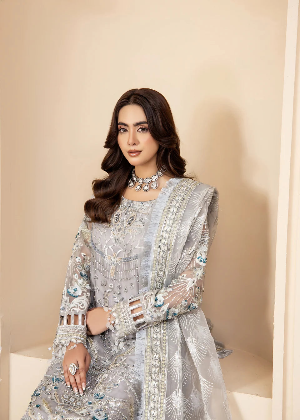 Areesha - Platinum Glow - Mirha Collections