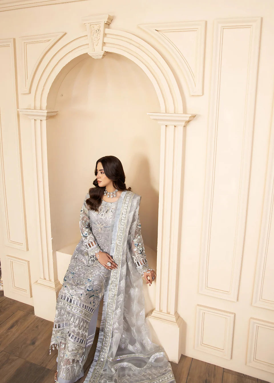 Areesha - Platinum Glow - Mirha Collections