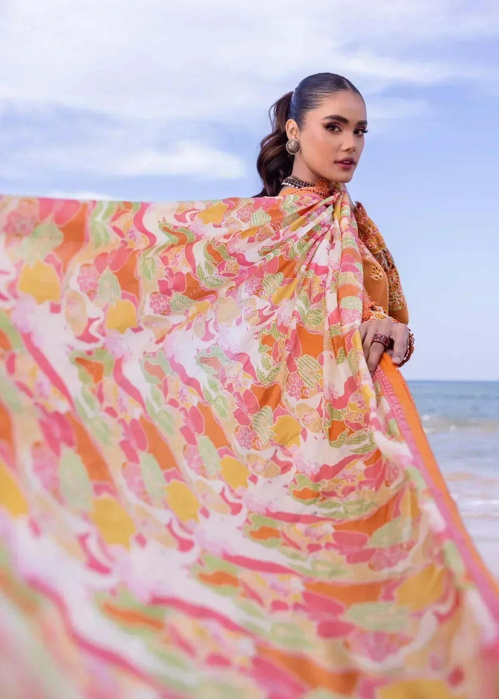 Akbar Aslam | Oasis Lawn 24 | Calla Lily - House Of Anaya